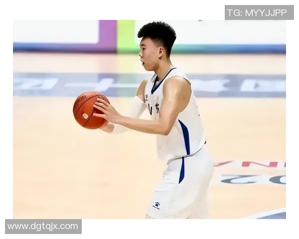 青岛新星现身NBA赛场 热身花絮引发跨界猜想 青岛新星现身NBA赛场 热身花絮引发跨界猜想