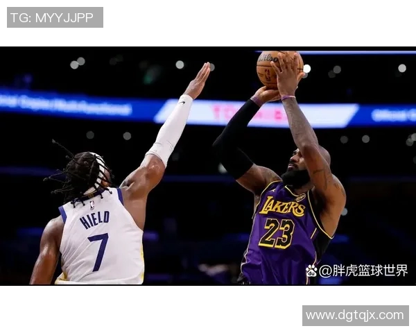 伤病潮席卷西部:湖人凭里夫斯神奇发挥逆袭登顶,马刺与雷霆不败领跑的背后是何逻辑? 伤病潮席卷西部:湖人凭里夫斯神奇发挥逆袭登顶,马刺与雷霆不败领跑的背后是何逻辑?